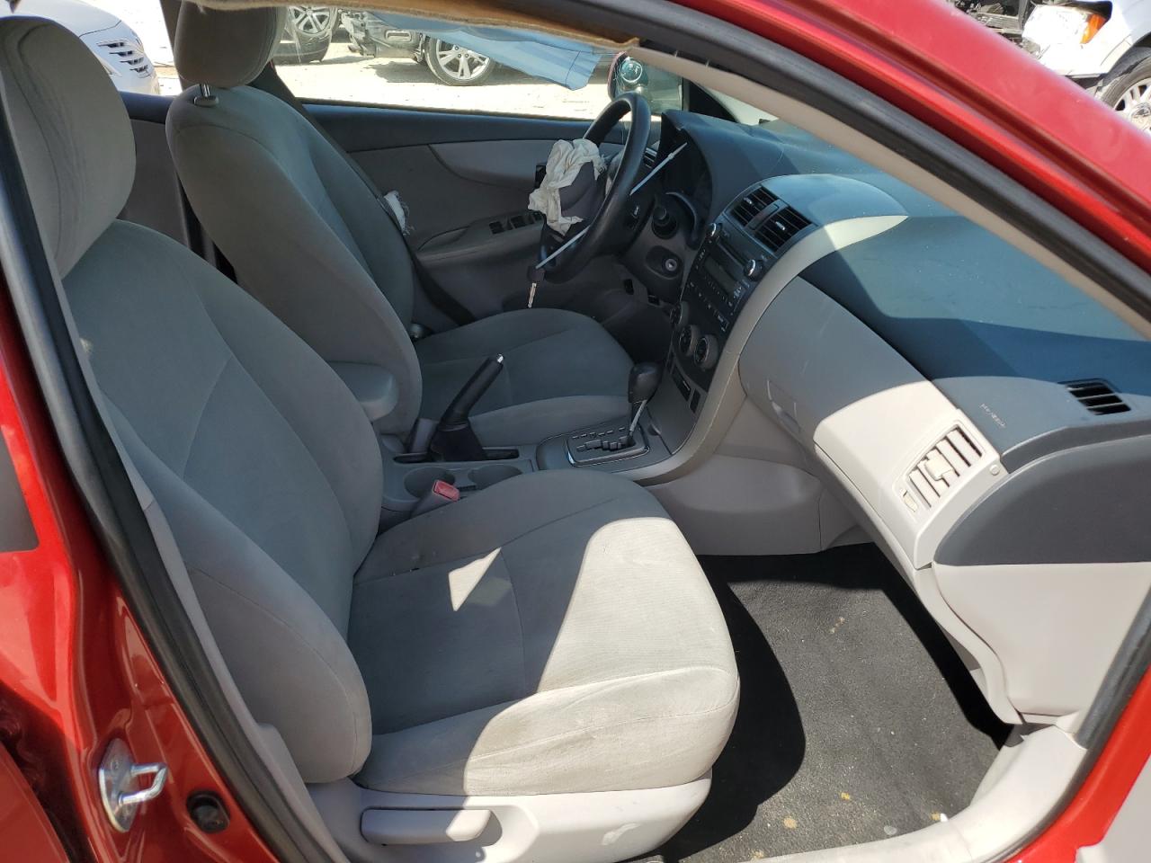 2T1BU4EE2BC569532 2011 Toyota Corolla Base