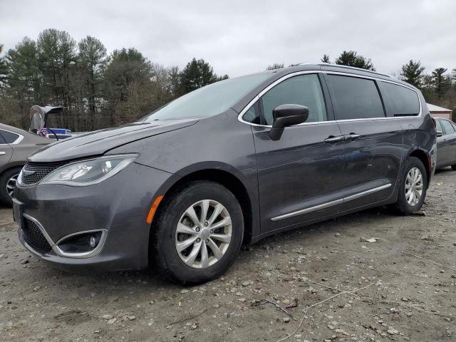 Lot #2468958928 2018 CHRYSLER PACIFICA T salvage car