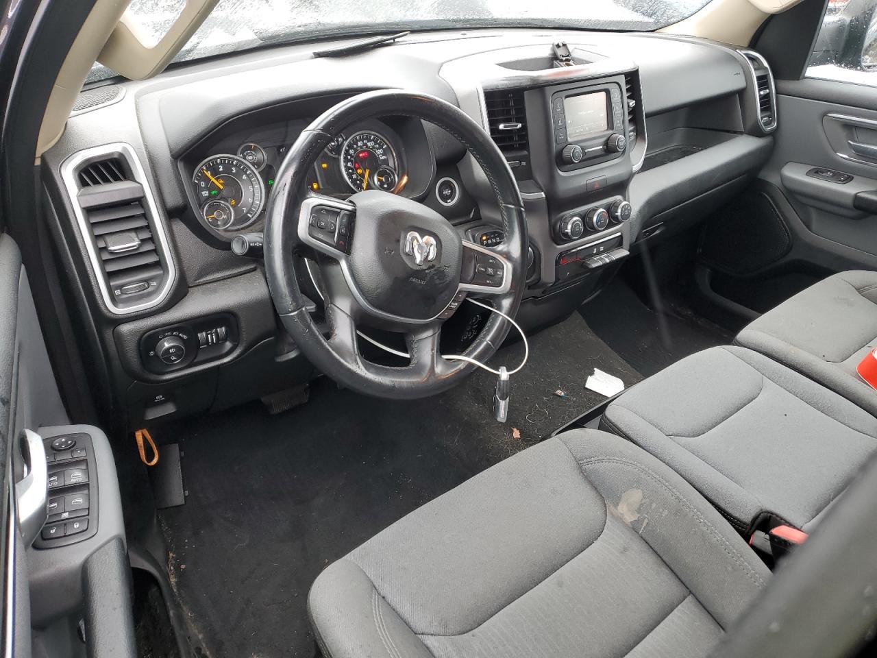 2019 Ram 1500 Big Horn/Lone Star vin: 1C6SRFFT6KN555955