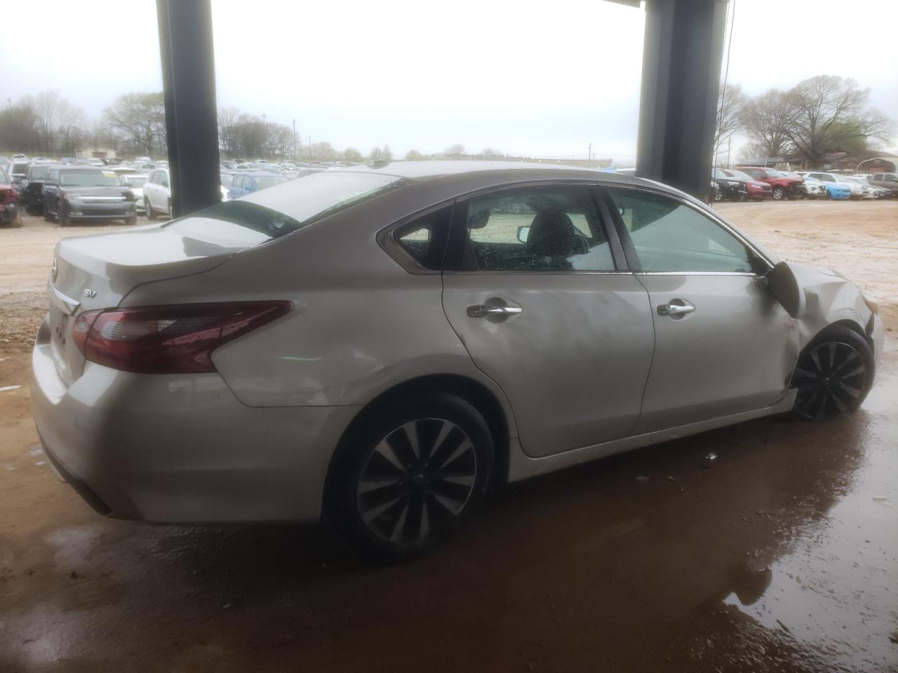 2018 Nissan Altima 2.5 vin: 1N4AL3AP4JC247245