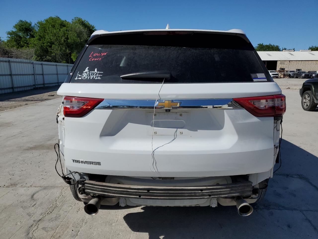 2020 Chevrolet Traverse Ls vin: 1GNERFKW7LJ301712