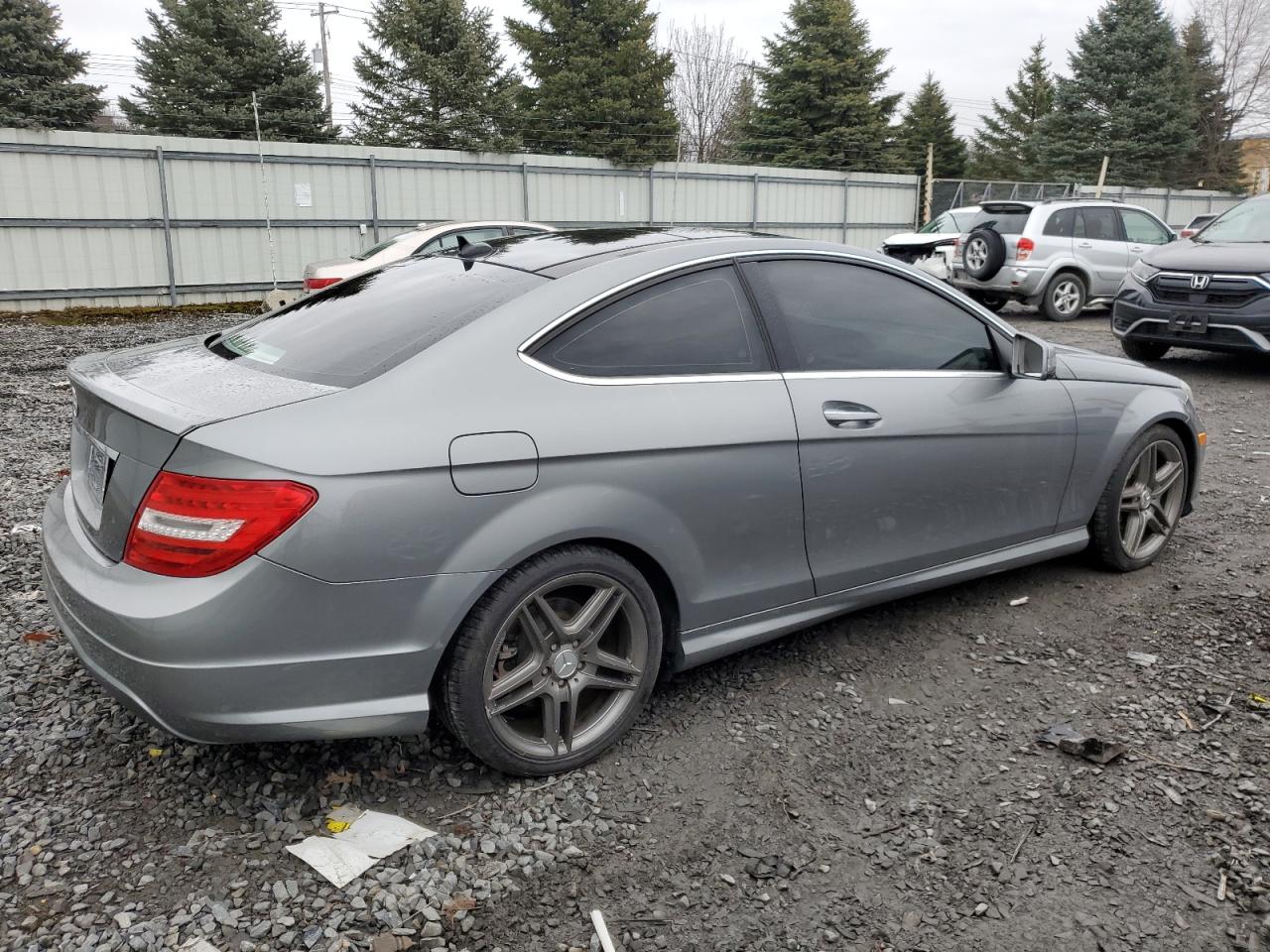 WDDGJ4HB1DG049381 2013 Mercedes-Benz C 250