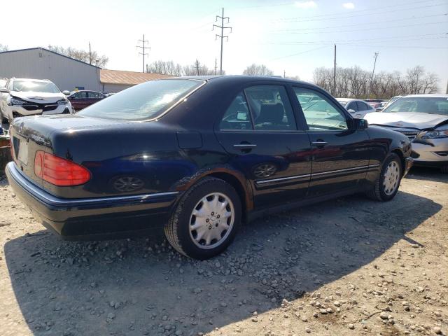 1999 Mercedes-Benz E 300Td VIN: WDBJF25H3XA777272 Lot: 45750684