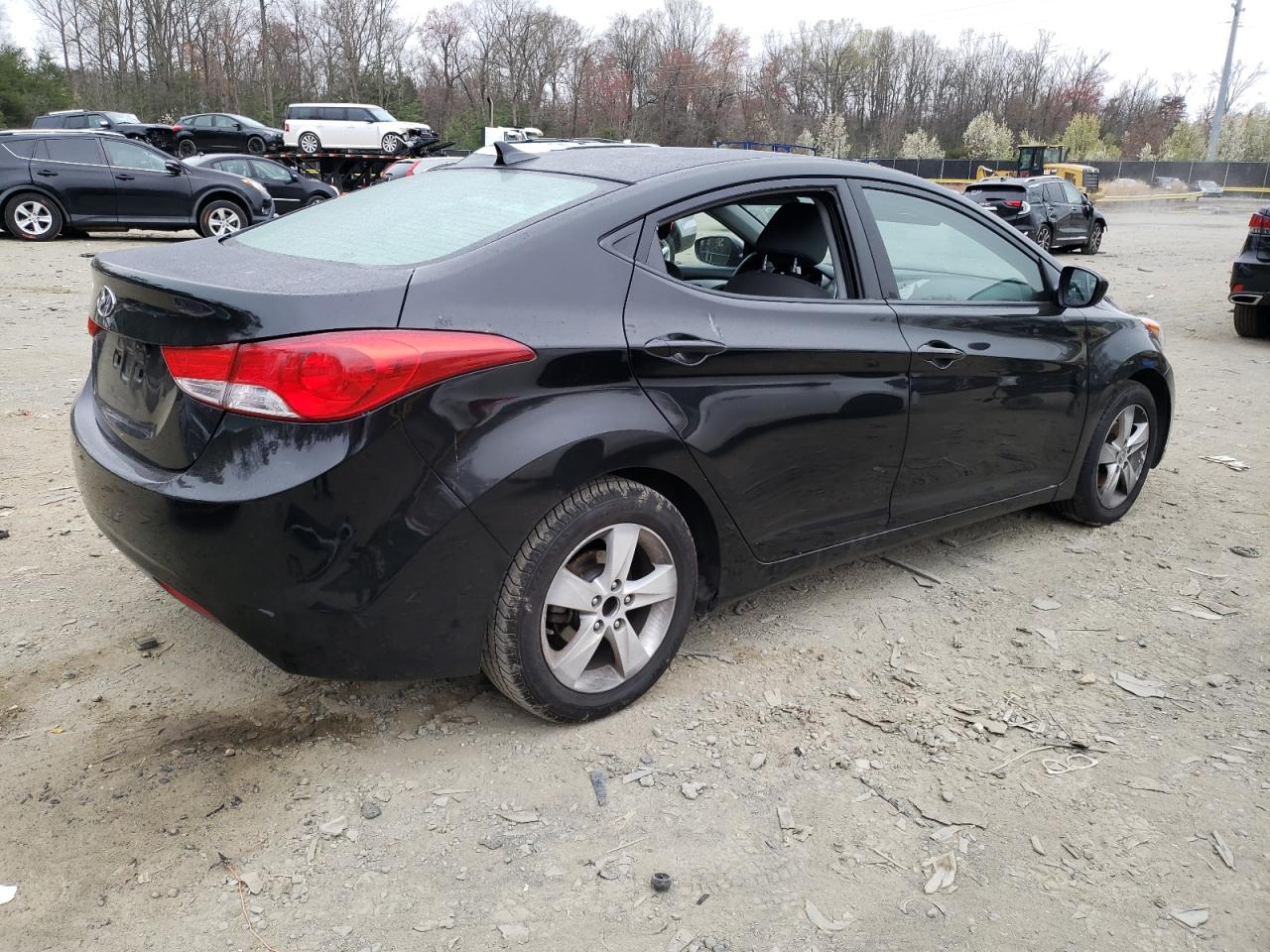 KMHDH4AE6DU815695 2013 Hyundai Elantra Gls