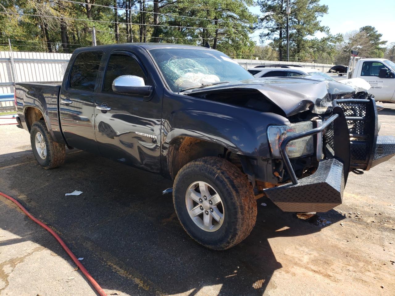 3GTP2VE38BG145326 2011 GMC Sierra K1500 Sle