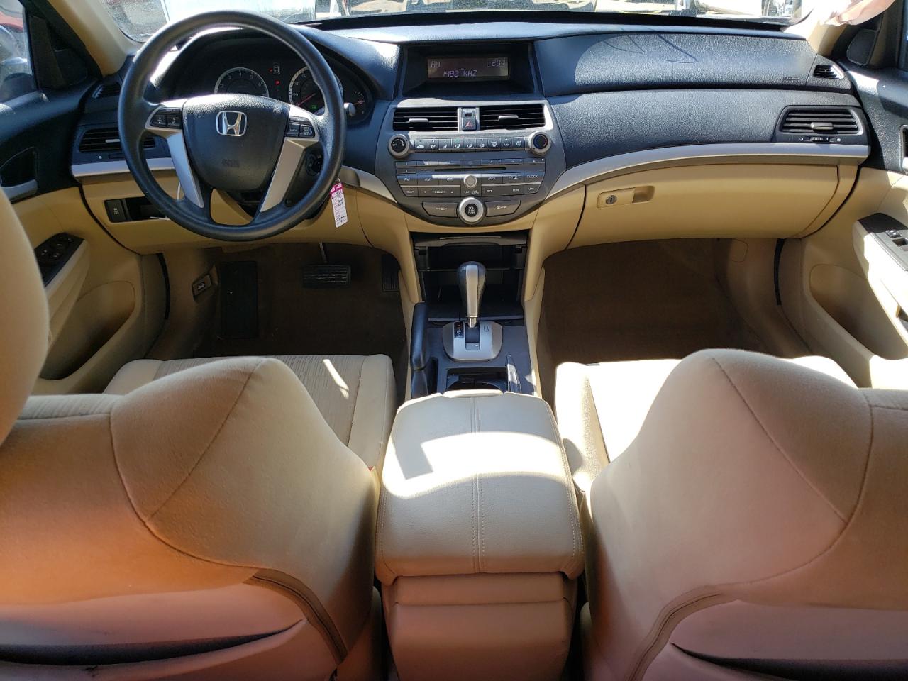 1HGCP2F35BA084160 2011 Honda Accord Lx