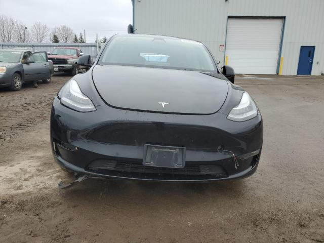 2022 Tesla Model Y VIN: 7SAYGDEE9NF570536 Lot: 42381644