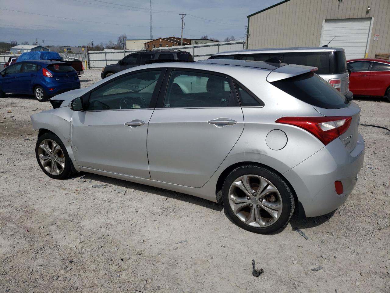 2013 Hyundai Elantra Gt vin: KMHD35LE9DU099568