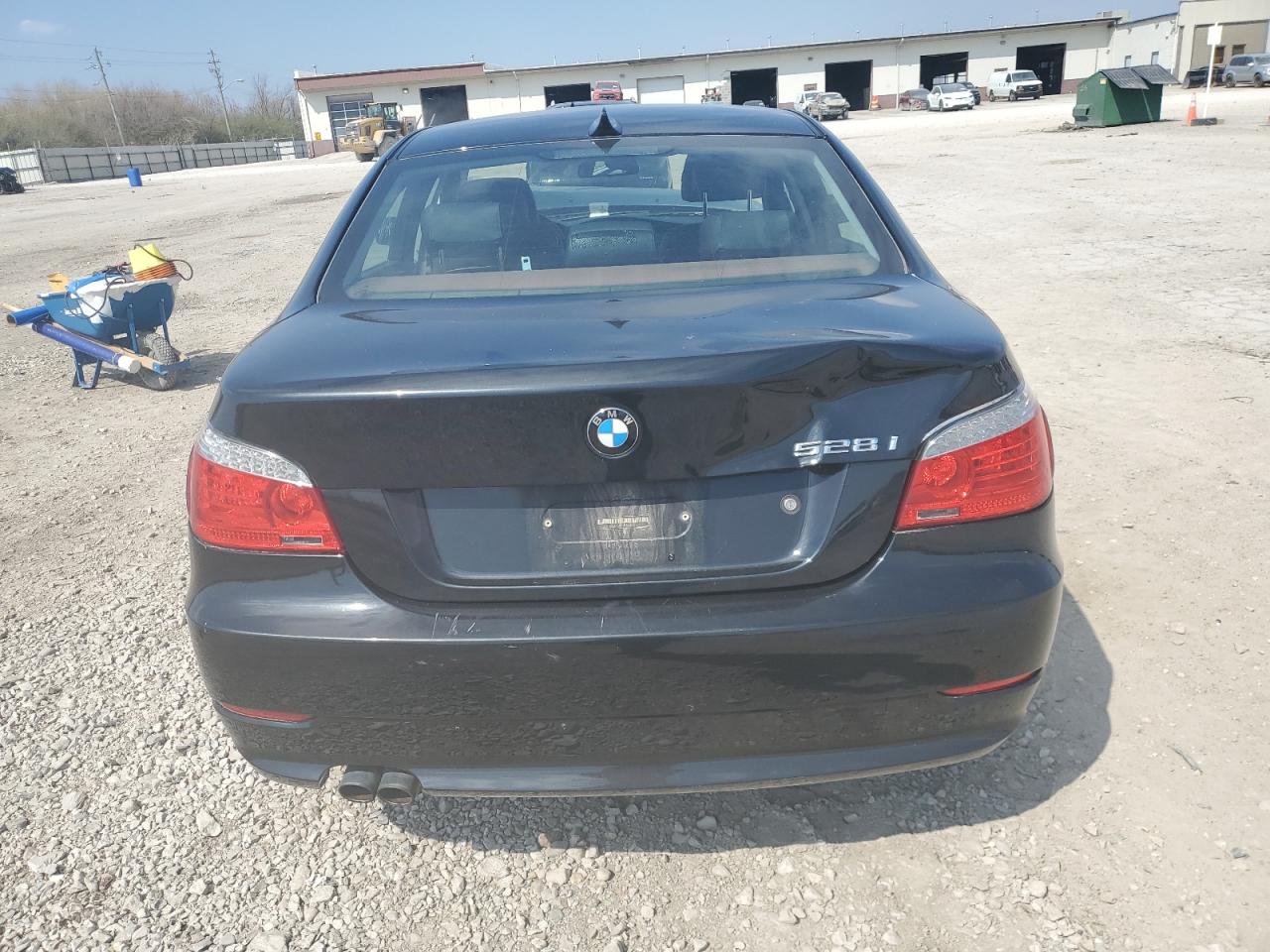 WBANV1C50AC156881 2010 BMW 528 Xi