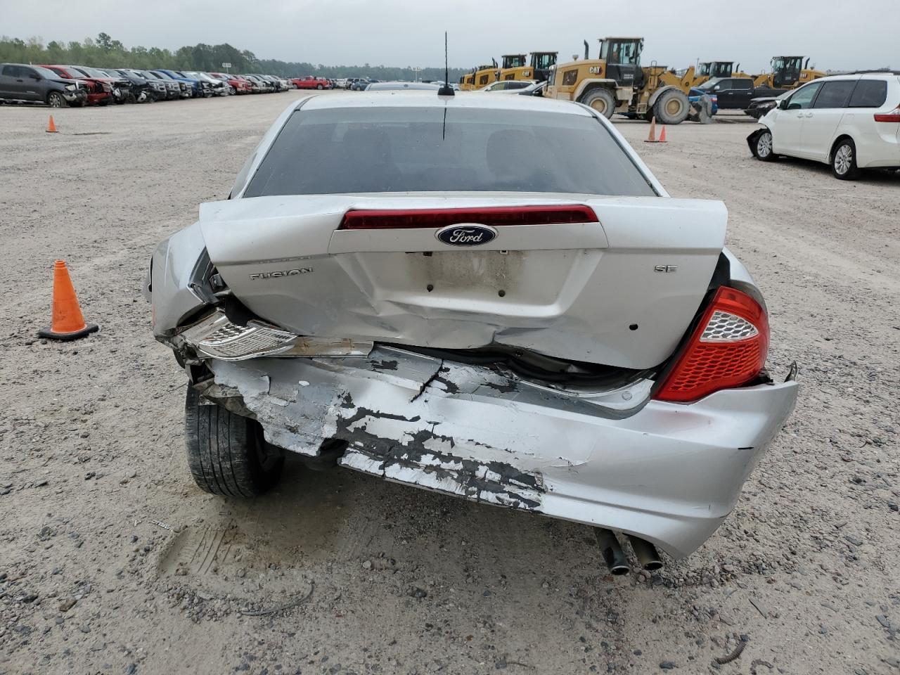 3FAHP0HA6BR115755 2011 Ford Fusion Se