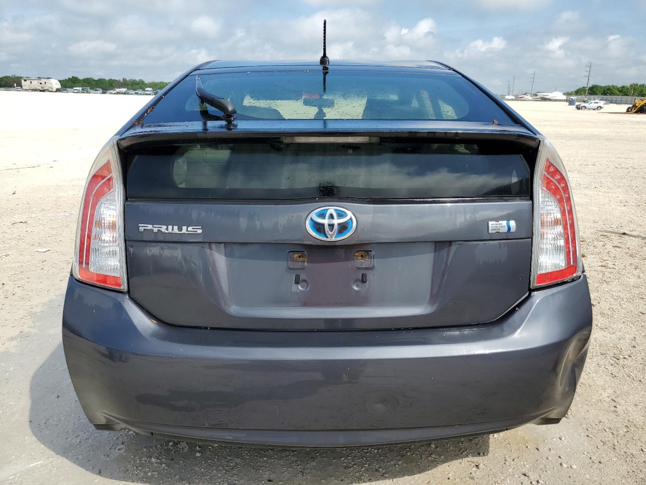 JTDKN3DU5E1736829 2014 Toyota Prius