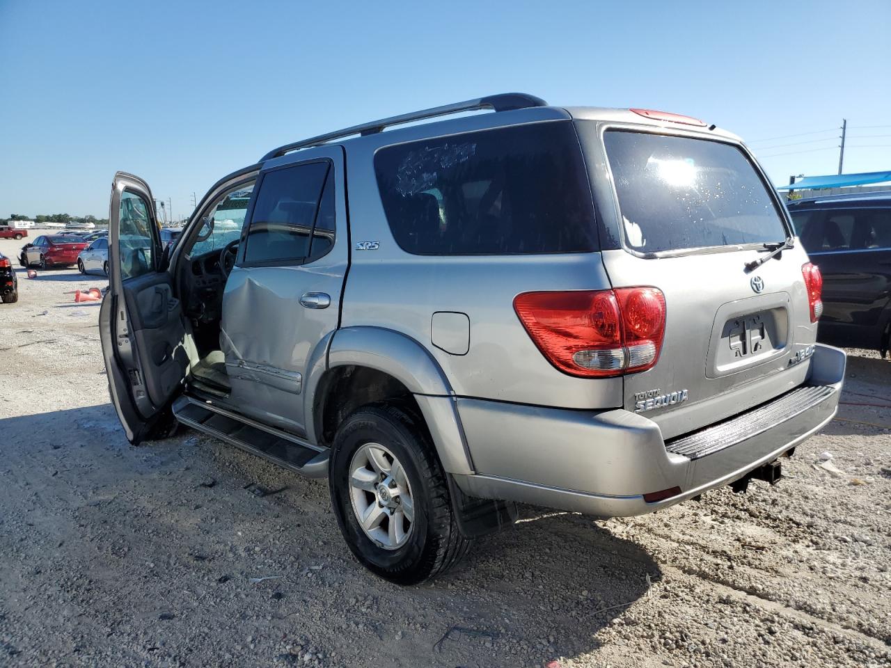 5TDBT44A86S265832 2006 Toyota Sequoia Sr5