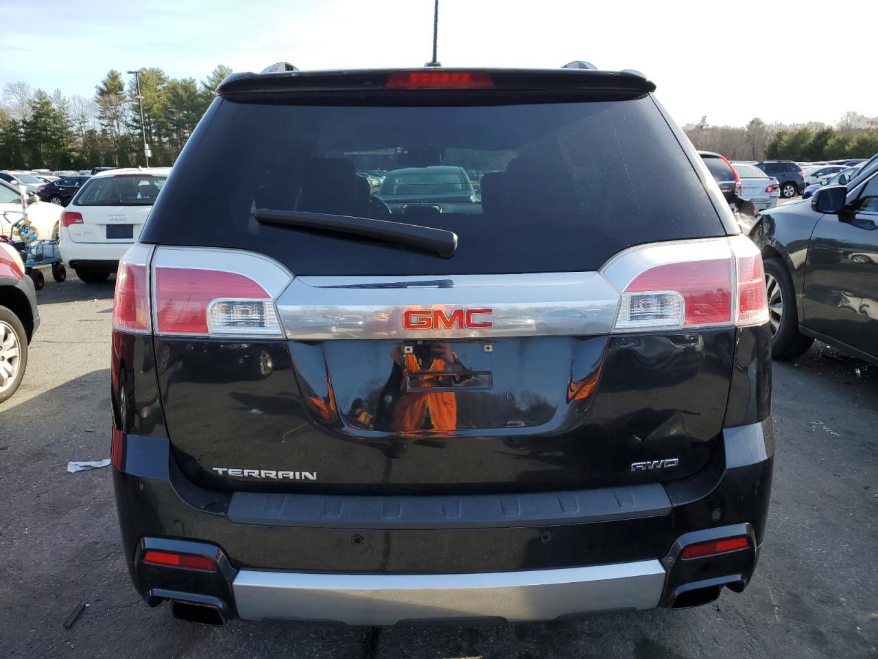 2015 GMC Terrain Denali vin: 2GKFLZE30F6395004