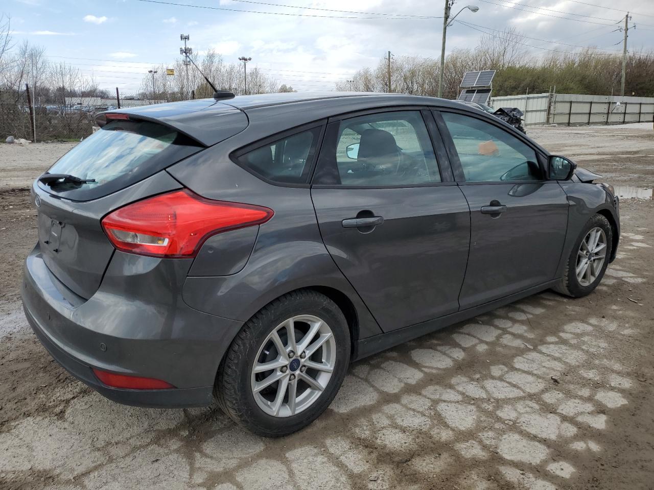 1FADP3K22FL366245 2015 Ford Focus Se