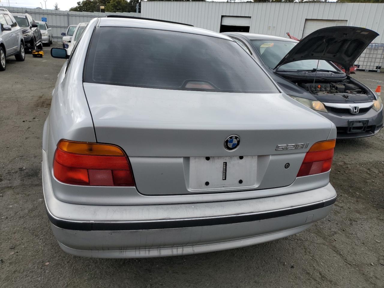 WBADM633XXBY20967 1999 BMW 528 I Automatic