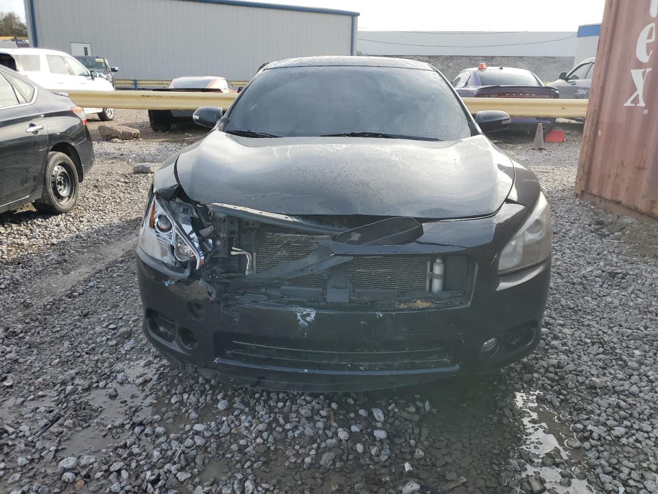 NISSAN MAXIMA S -
