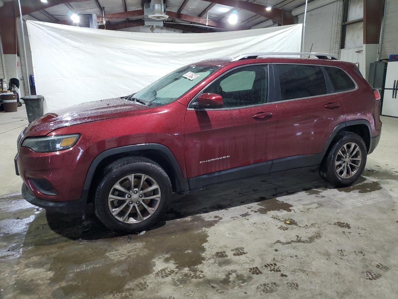 1C4PJMLBXKD112199 2019 Jeep Cherokee Latitude Plus