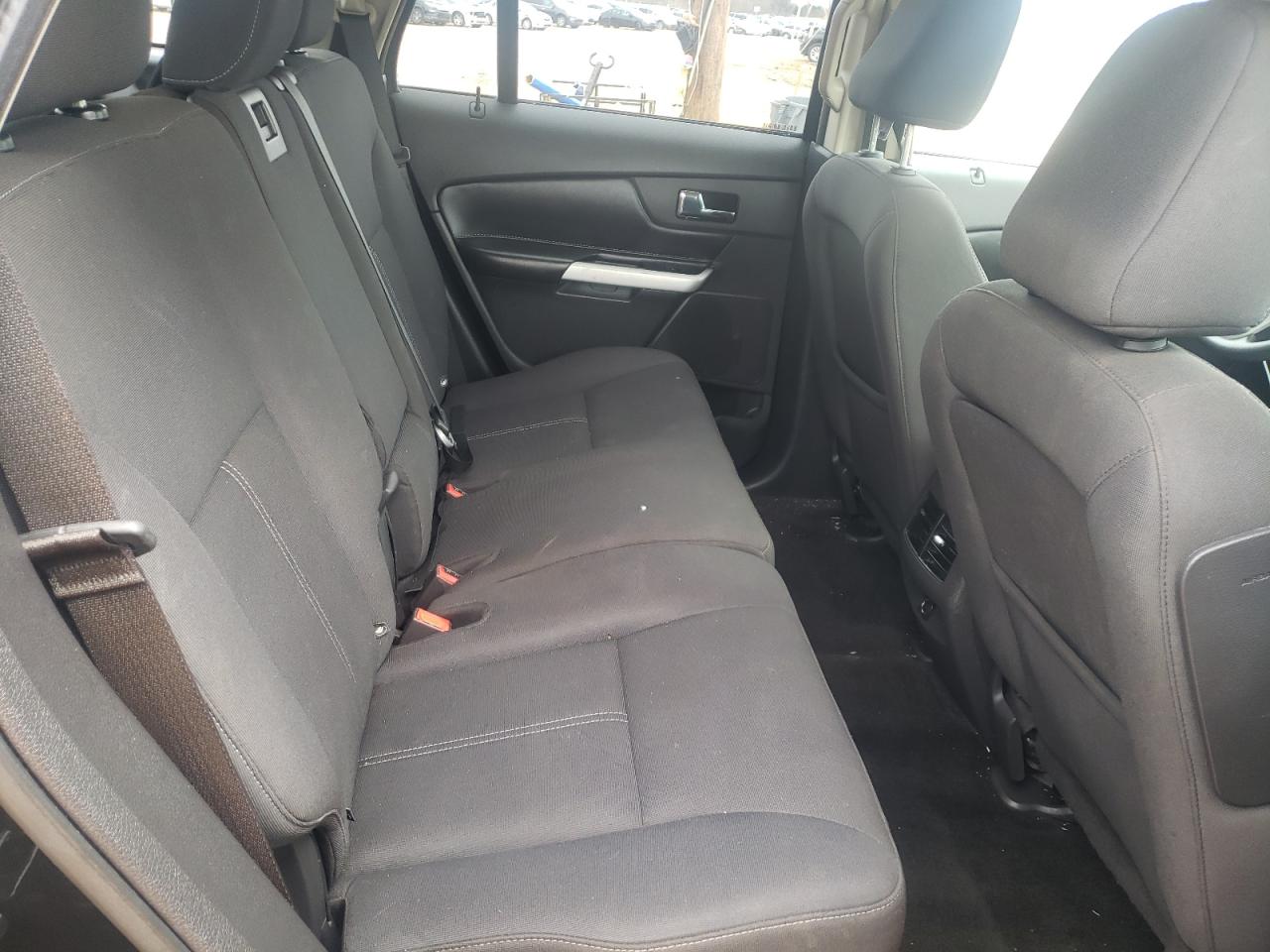 2FMDK3GC0BBA40847 2011 Ford Edge Se