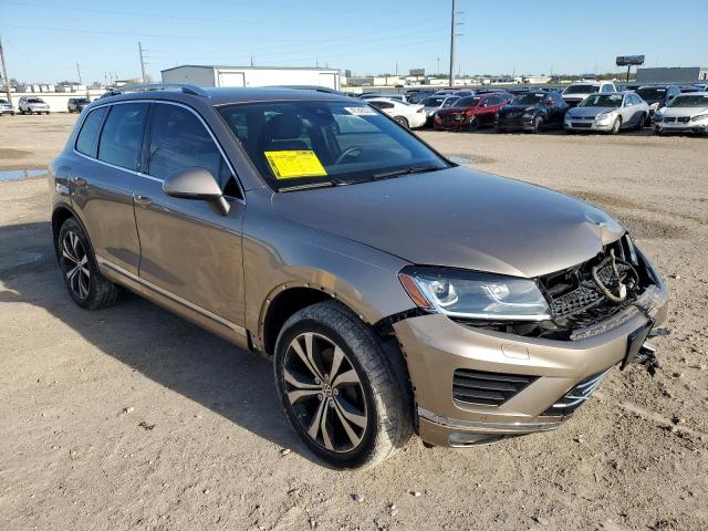 2017 Volkswagen Touareg Wolfsburg VIN: WVGRF7BP9HD001611 Lot: 47245374