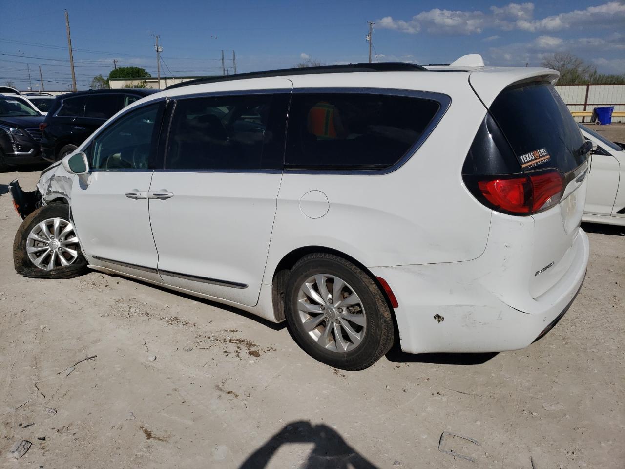 2C4RC1BG0HR534857 2017 Chrysler Pacifica Touring L