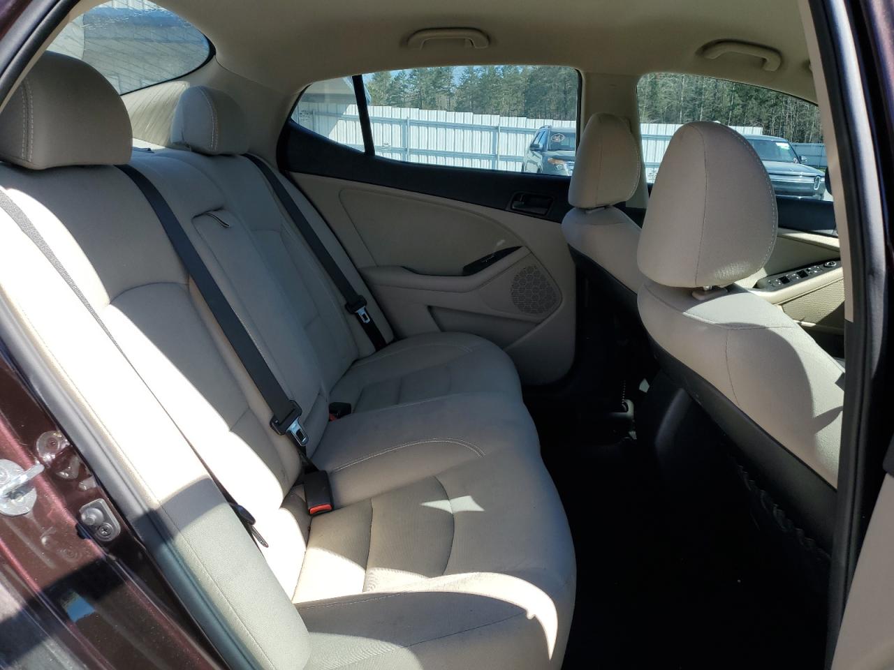 5XXGM4A70FG471224 2015 Kia Optima Lx