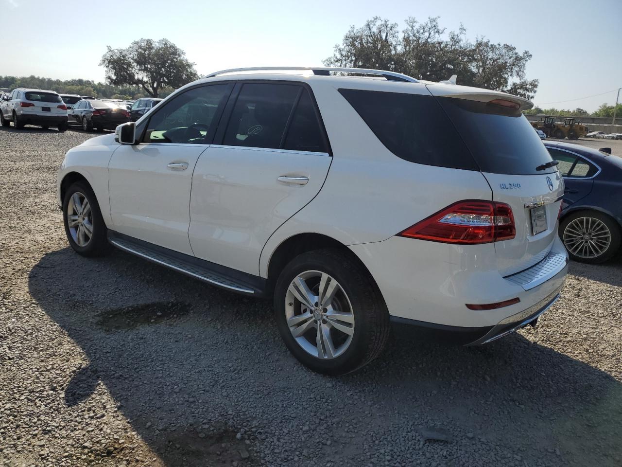 2015 Mercedes-Benz Ml 250 Bluetec vin: 4JGDA0EB4FA519902