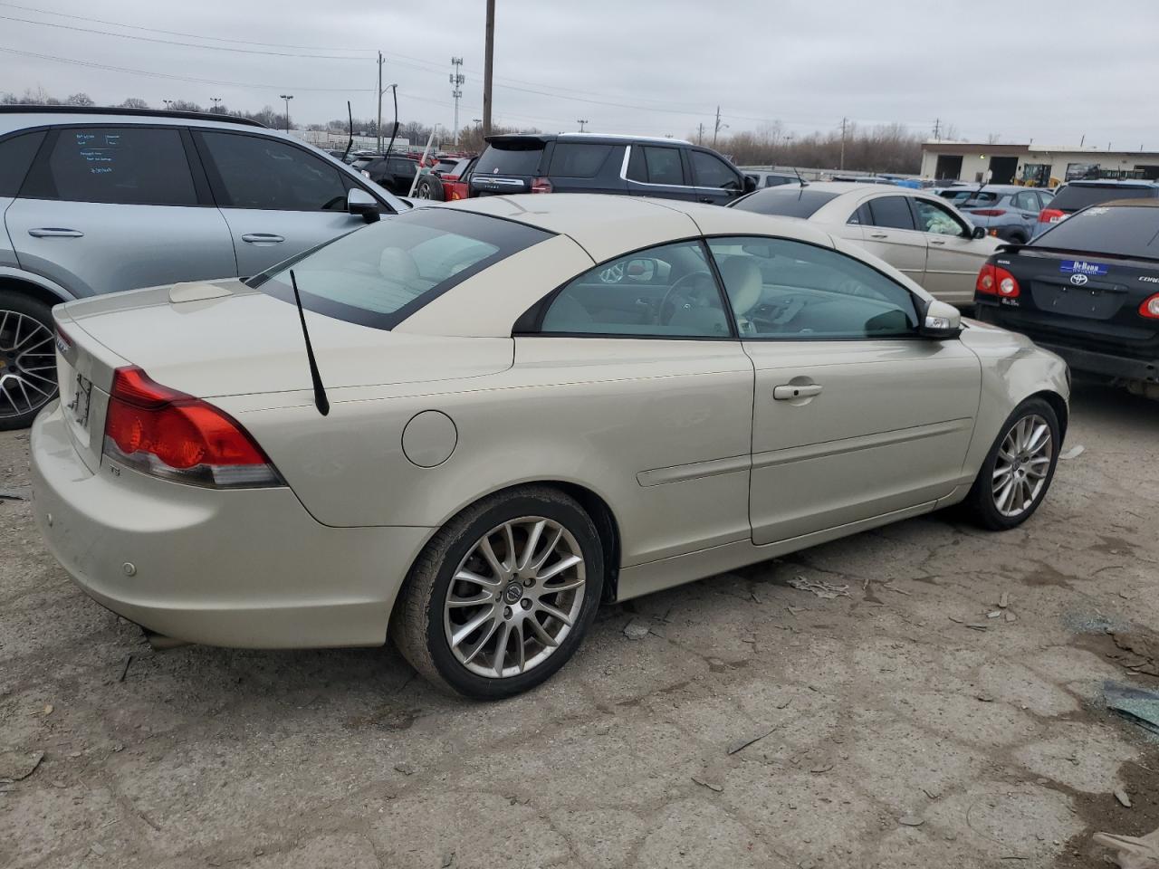 yv1mc67208j046639 YV1MC67208J046639 2008 Volvo C70 T5
