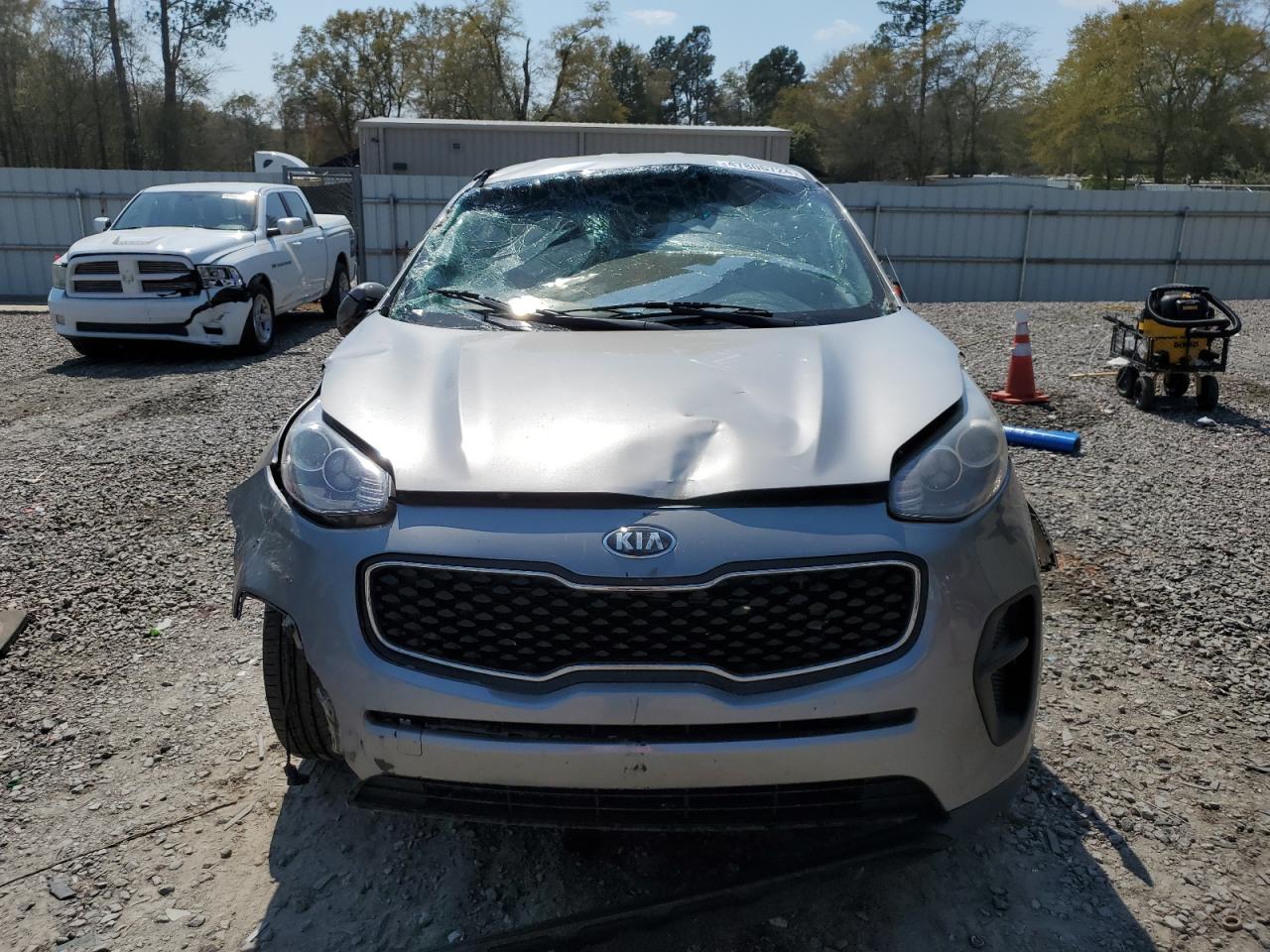 2019 Kia Sportage Lx vin: KNDPM3AC4K7576701