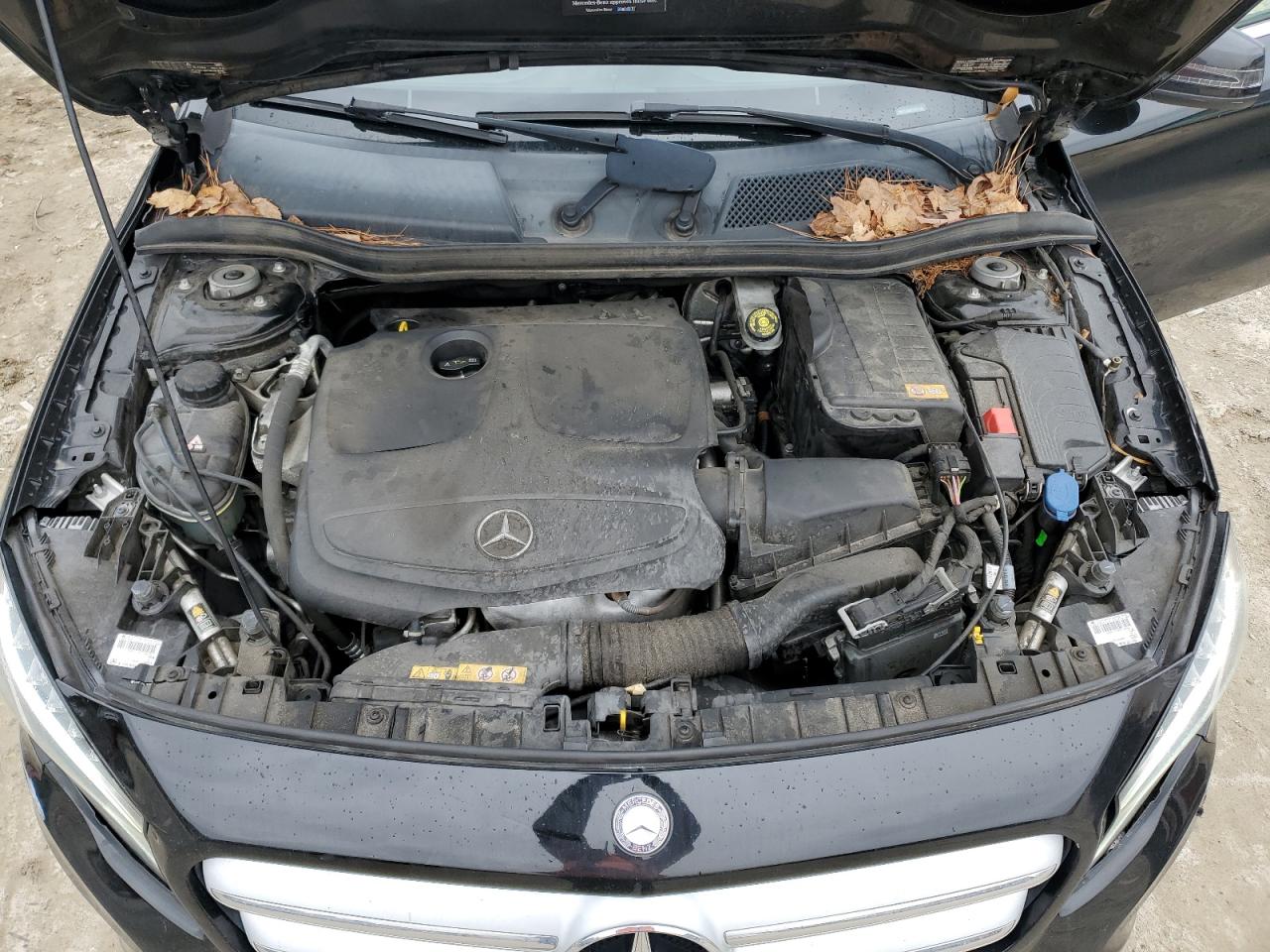 WDCTG4GB1FJ099772 2015 Mercedes-Benz Gla 250 4Matic