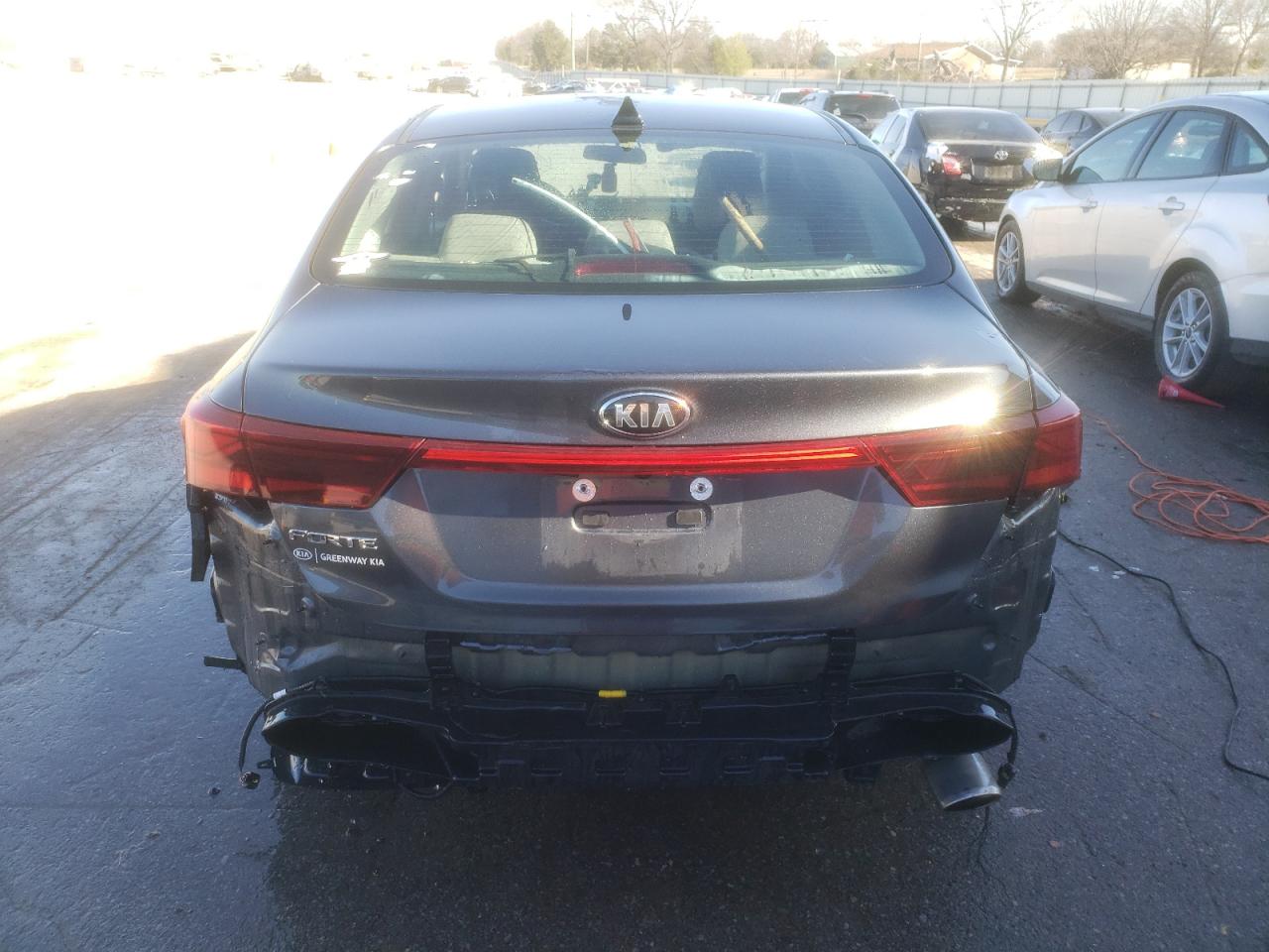 2020 Kia Forte Fe vin: 3KPF24AD4LE247000