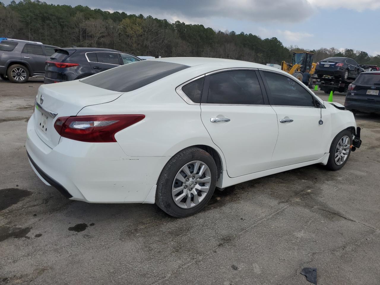 1N4AL3AP9JC103979 2018 Nissan Altima 2.5