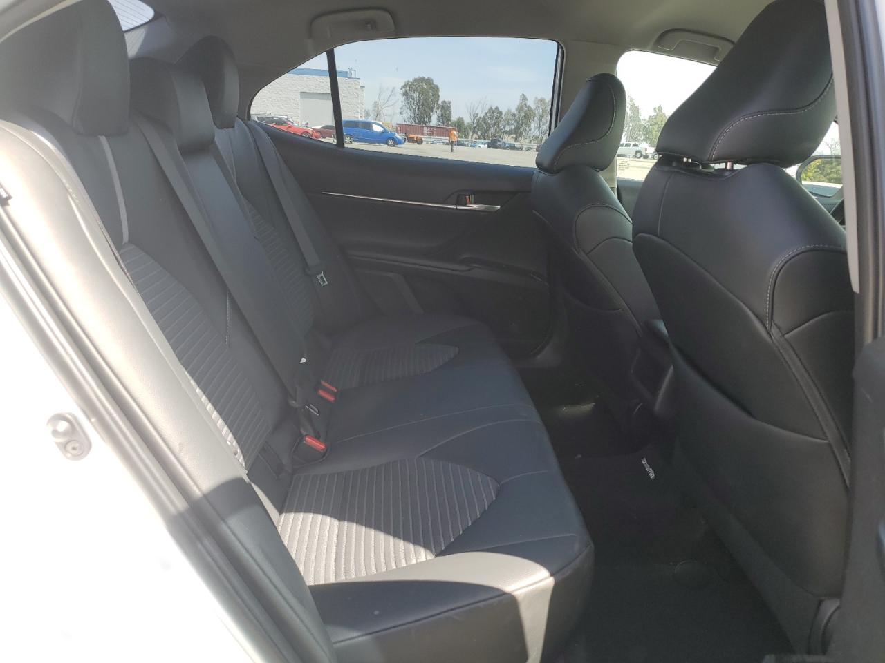 4T1B11HK2KU246489 2019 Toyota Camry L