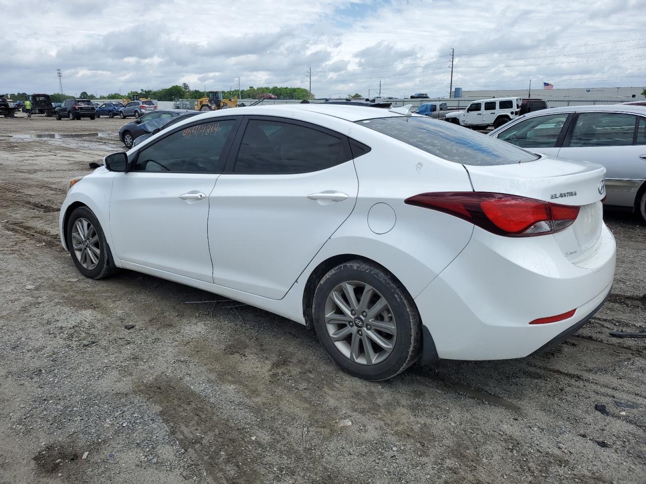 5NPDH4AE5GH719849 2016 Hyundai Elantra Se