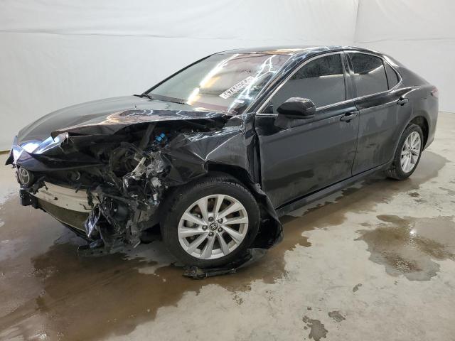 VIN 4T1C11AK3NU636360 2022 Toyota Camry, LE no.1