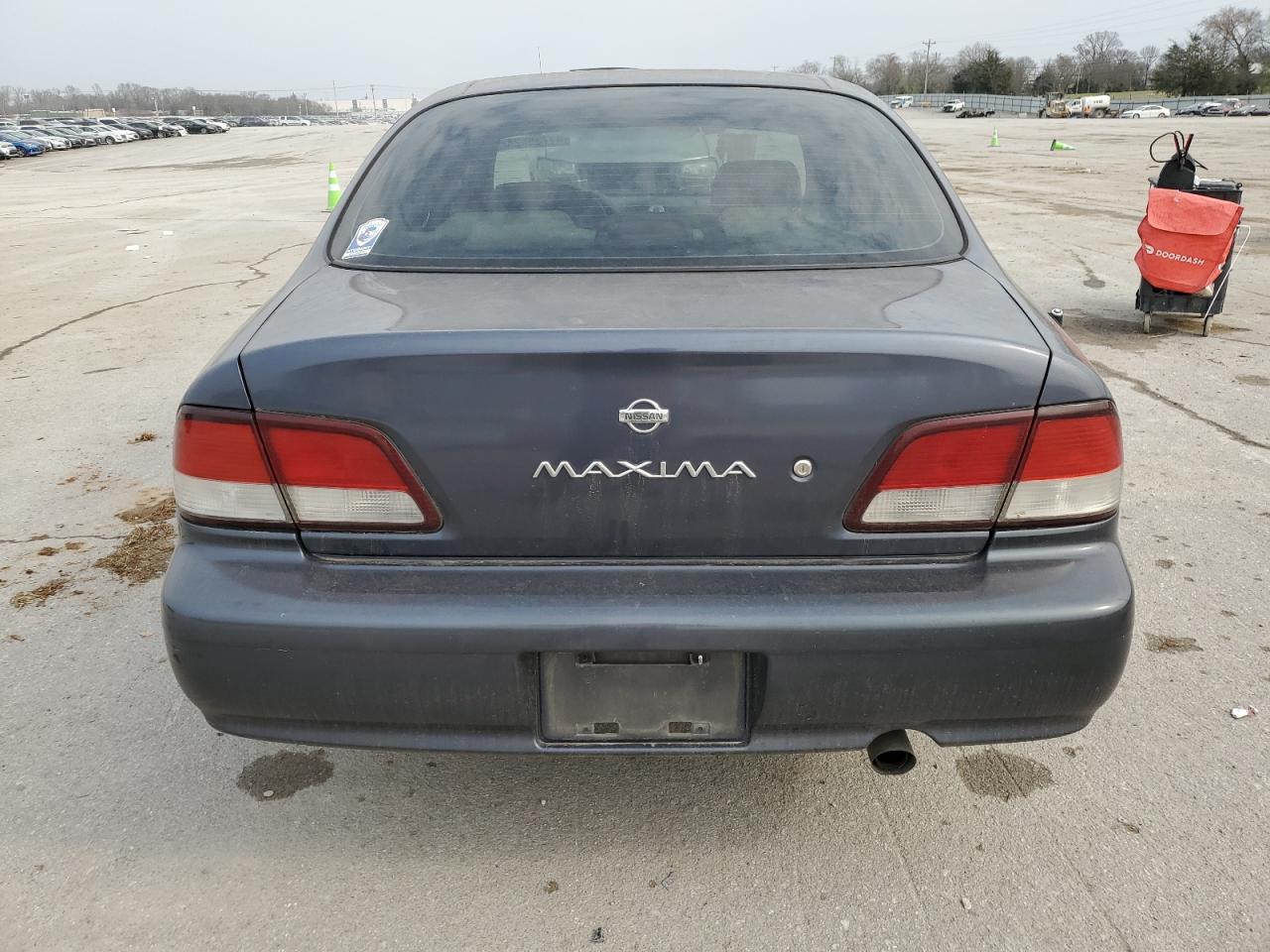 JN1CA21D4XM416713 1999 Nissan Maxima Gle