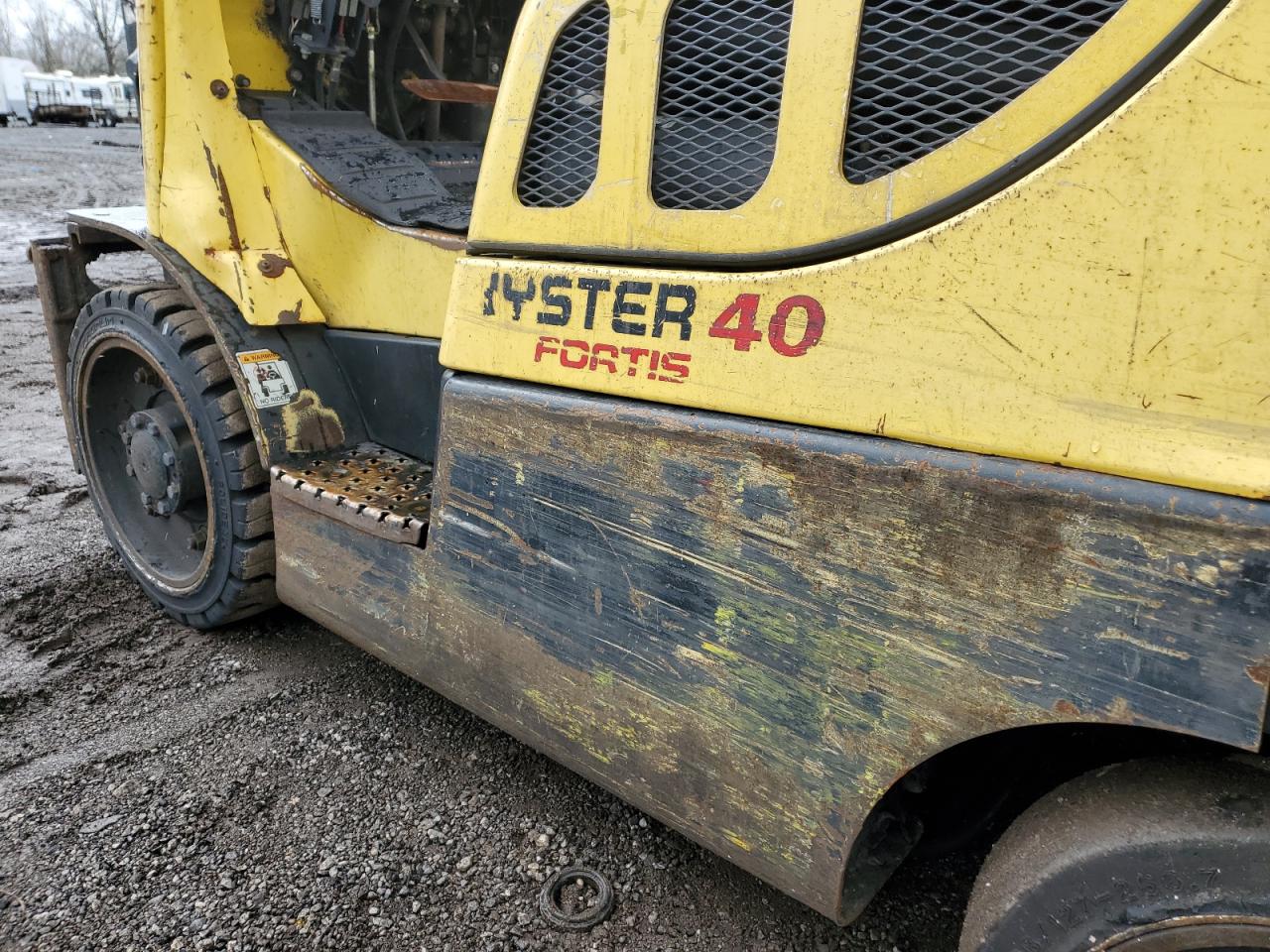 Lot #3242791979 2010 HYST FORKLIFT