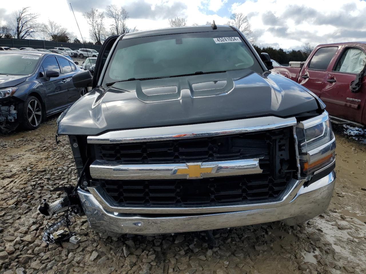 2GCRCREC9J1102540 2018 Chevrolet Silverado C1500 Lt