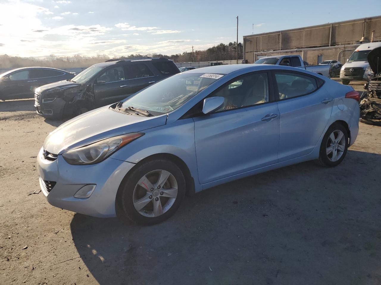 KMHDH4AE8CU434686 2012 Hyundai Elantra Gls