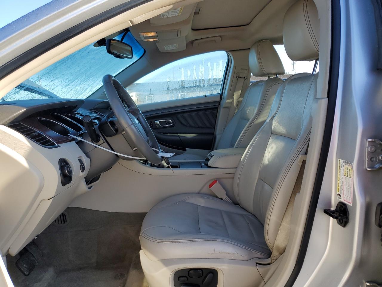 1FAHP2HW1BG172881 2011 Ford Taurus Sel