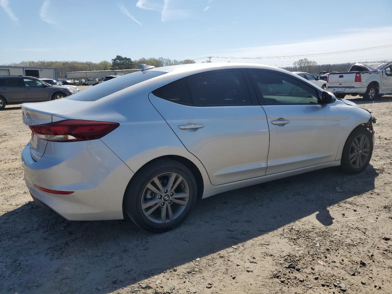 2018 Hyundai Elantra Sel vin: 5NPD84LF7JH214019