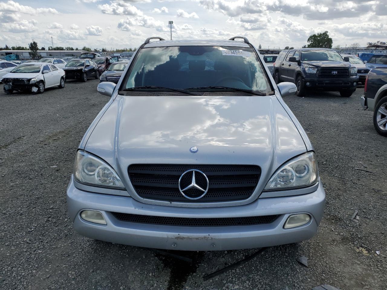 4jgab54e72a291509 4JGAB54E72A291509 2002 Mercedes-Benz Ml 320