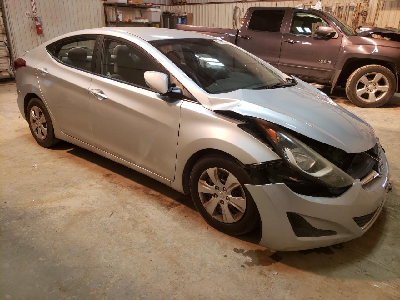 2016 Hyundai Elantra Se vin: 5NPDH4AE4GH745150