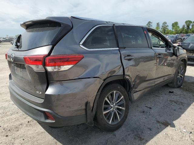 VIN 5TDKZRFH6JS533789 2018 Toyota Highlander, SE no.3