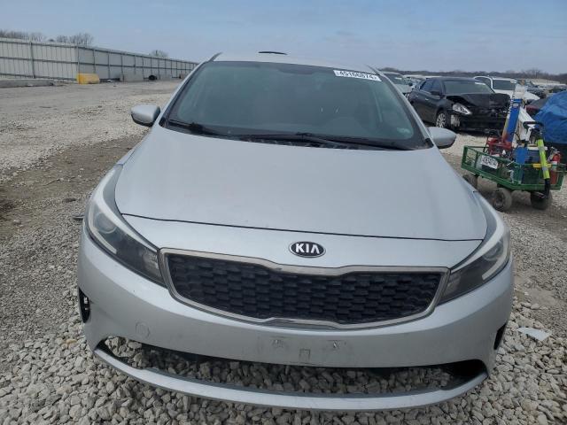 VIN 3KPFK4A70HE045854 2017 KIA Forte, LX no.5