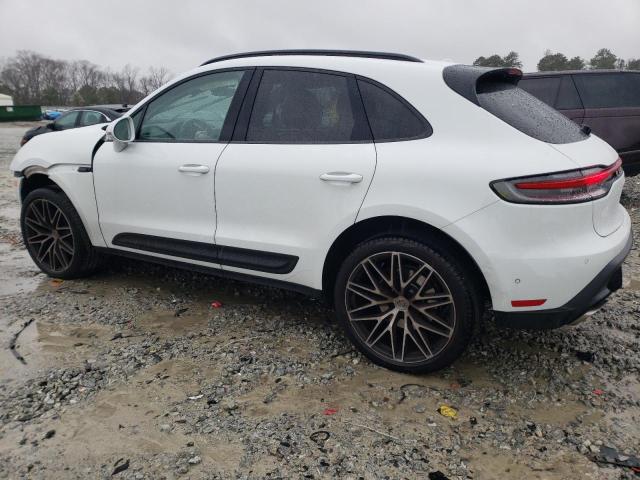 VIN WP1AA2A54NLB05670 2022 Porsche Macan no.2