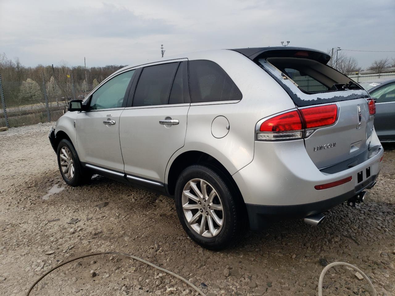 Lot #2962578896 2013 LINCOLN MKX