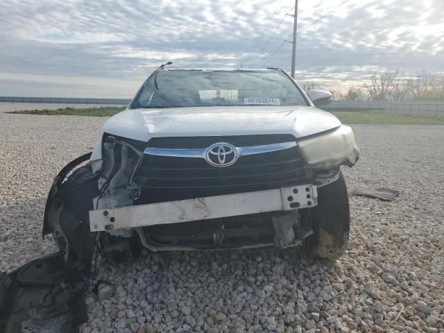 VIN 5TDZKRFH2FS076103 2015 Toyota Highlander, LE no.5