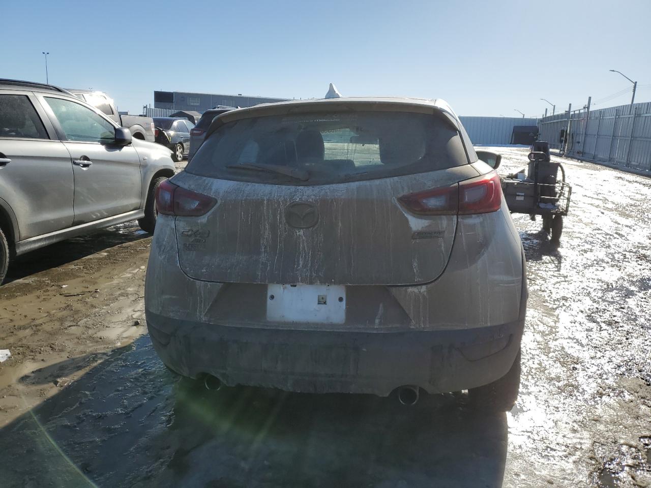 JM1DKFA77J0329211 2018 Mazda Cx-3 Sv