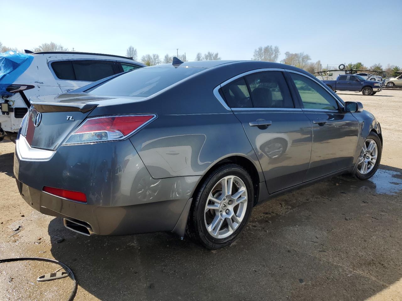 19UUA8F21BA007446 2011 Acura Tl