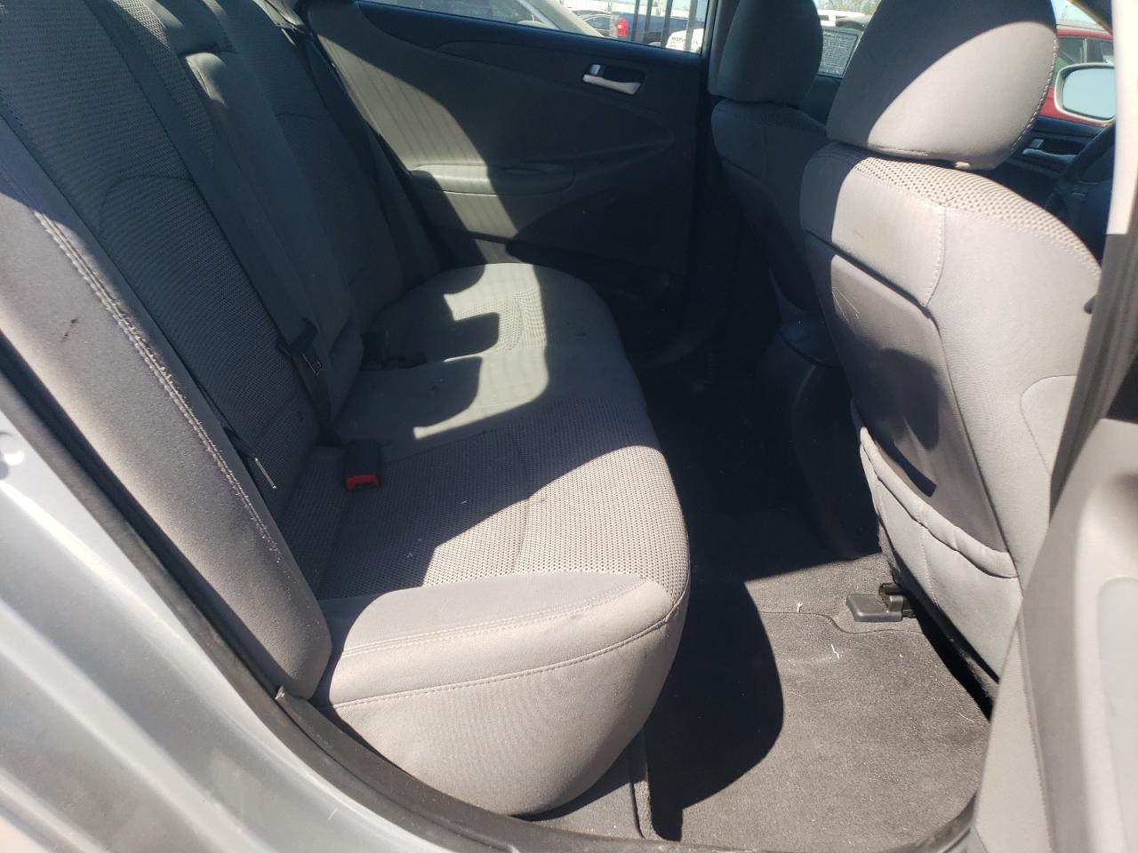 5NPEB4AC1DH506302 2013 Hyundai Sonata Gls